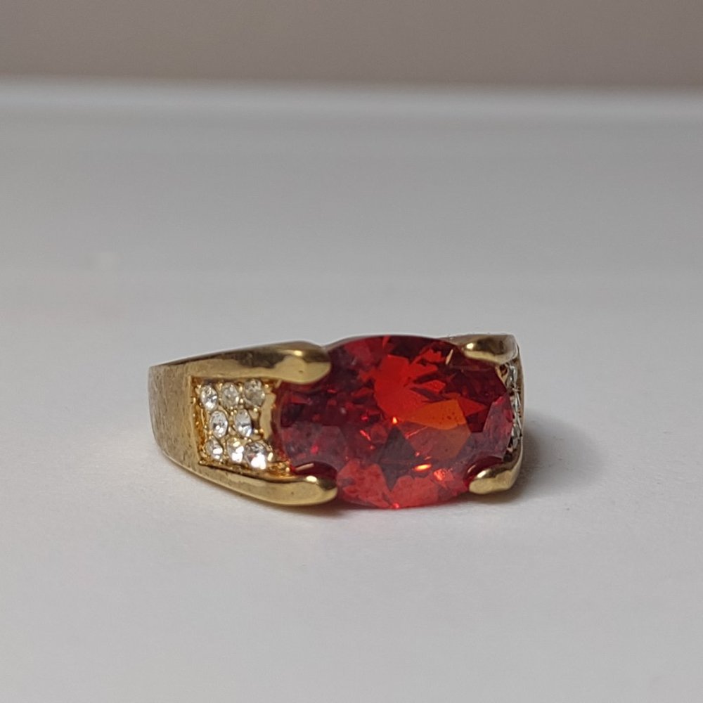 Gold Tone And Red Stone Ring Size 10.25